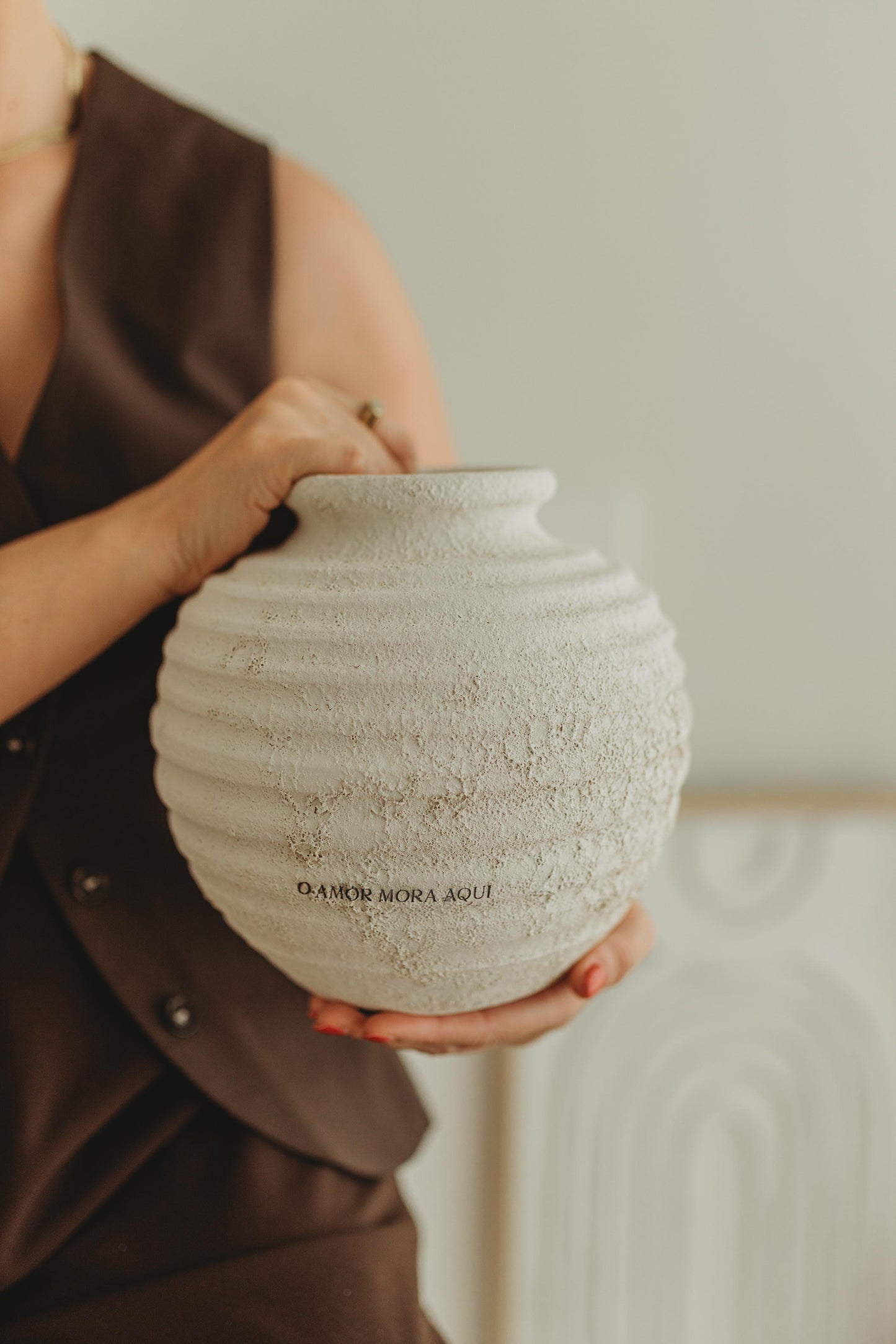 Vaso "O Amor Mora Aqui"